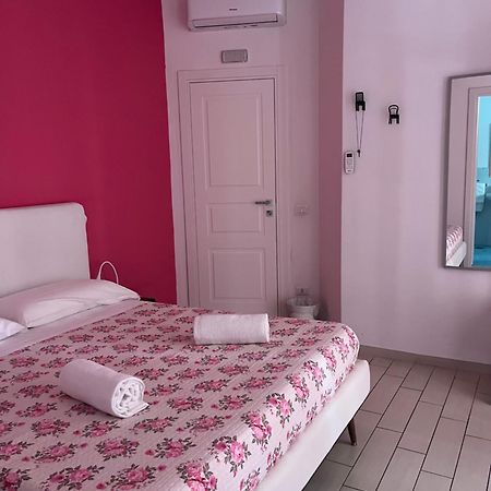 Vomerooms Naples Extérieur photo