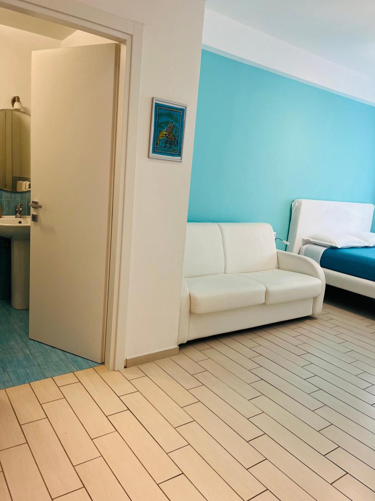Vomerooms Naples Extérieur photo