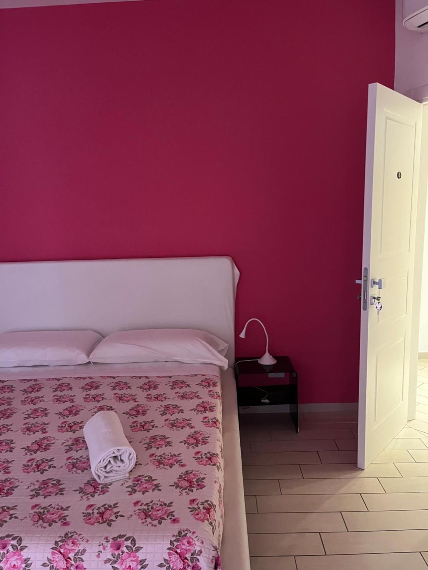 Vomerooms Naples Extérieur photo