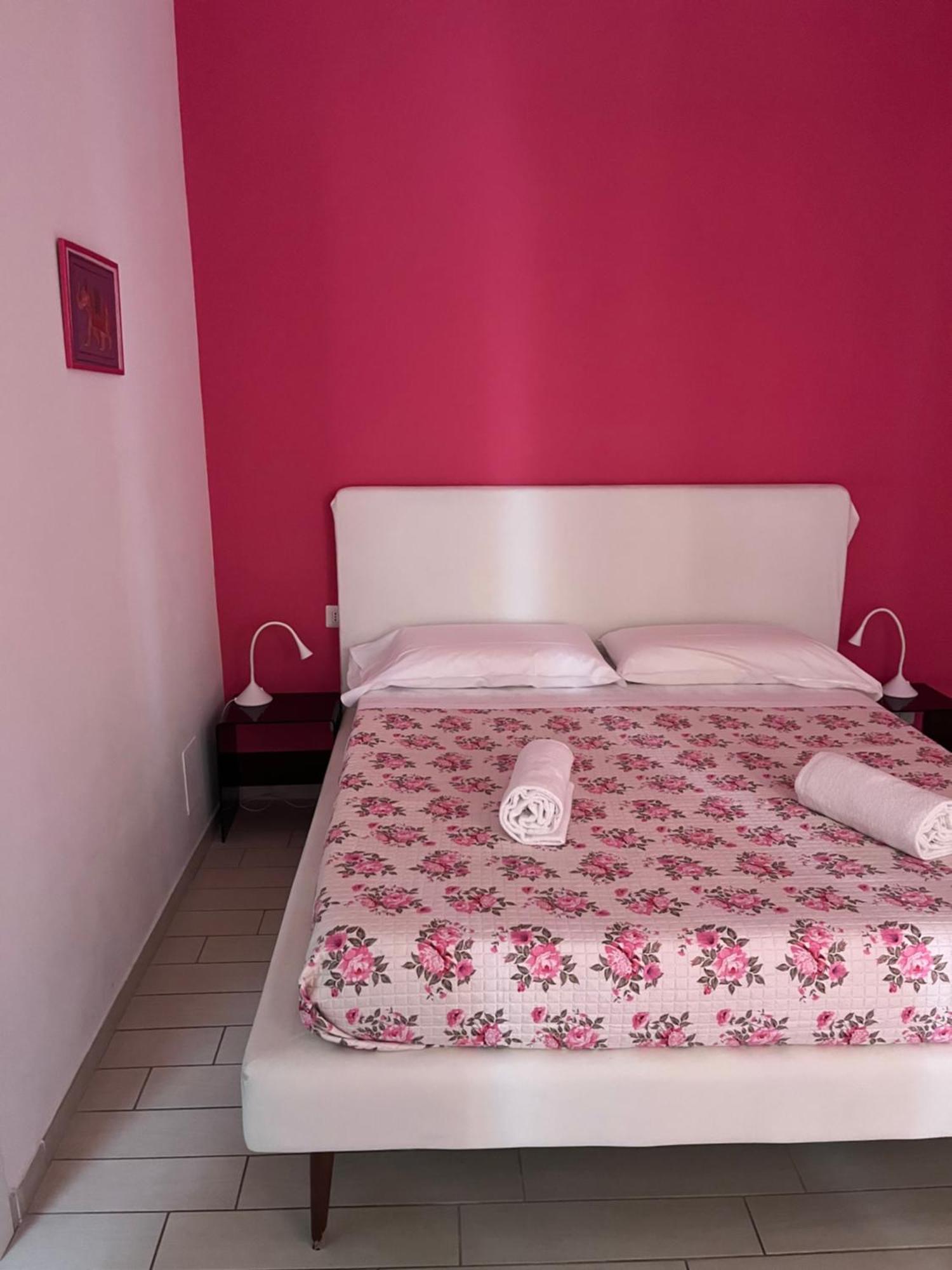 Vomerooms Naples Extérieur photo